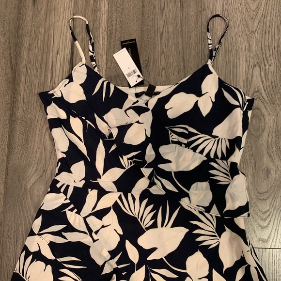 SOLD Banana Republic blue flower dress 2 - Picture 3 of 6